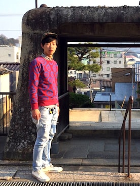 「メゾン キツネ(MAISON KITSUNE)」｜「アイテム（キャップ）」を使った、KOMARU IKKIさん（メンズ・170cm）の春コーディネート