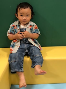 「アロハシャツ」｜「アイテム（サロペット/オーバーオール）」を使った、健太郎さん（キッズ・80cm）の夏コーディネート