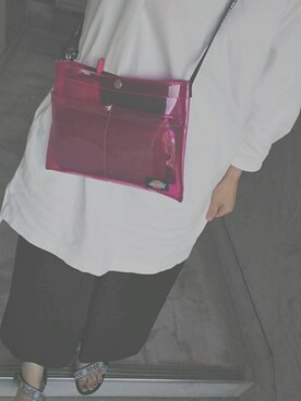 白 黒 ピンク の人気ファッションコーディネート Wear