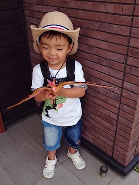 「kladskap（クレードスコープ）のアイテム（その他パンツ）」を使った、kids-eiteeさん（キッズ・90cm）の夏コーディネート