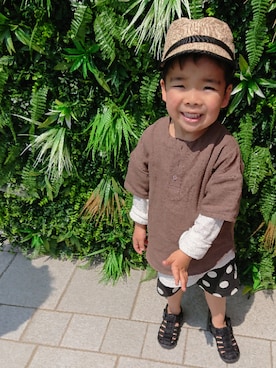 「アイテム（サンダル）」を使った、kids-eiteeさん（キッズ・100cm）の春コーディネート
