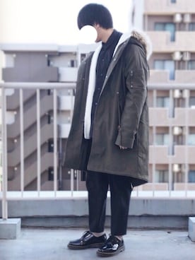 「EMMA CLOTHES（エマクローズ）のアイテム（モッズコート）」を使った、服山くんさん（メンズ・173cm）の冬コーディネート