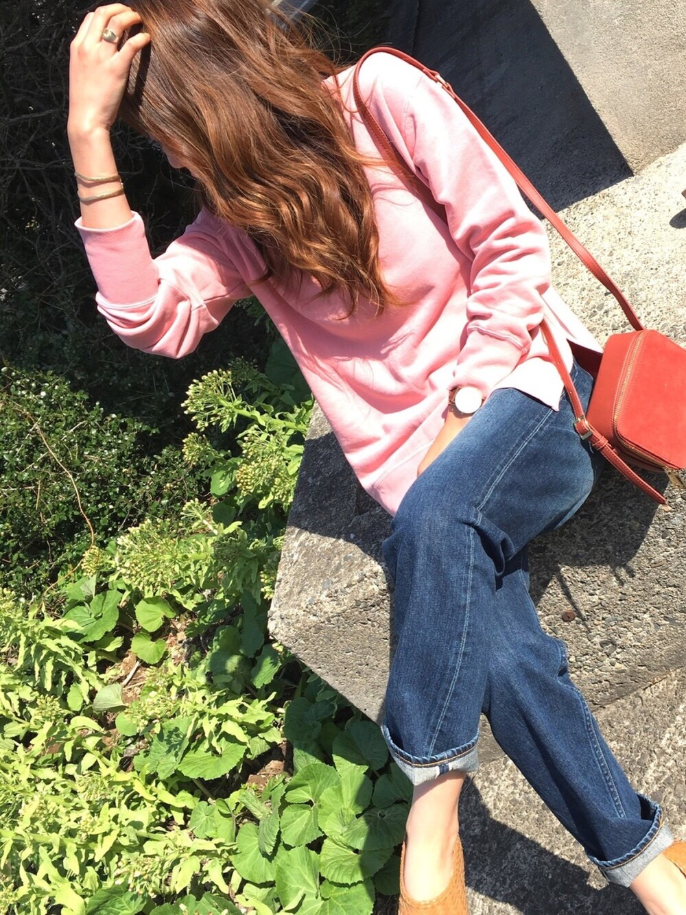 「ドラフトアングリッド、カジュアル、アングリッド、Ungrid、spring、スウェット、pink、スリット、ロールアップ、春コーデ」｜「Ungridのヴィンテージスリットスウェット（スウェット、ピンク系）」を使った、ayk♡さん（レディース・168cm）の春コーディネートの1枚目の写真