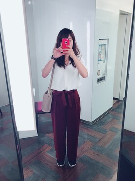 「UNIQLO（ユニクロ）のアイテム（シャツ/ブラウス、ホワイト系）」を使った、mikotoさん（レディース・158cm）の秋コーディネート