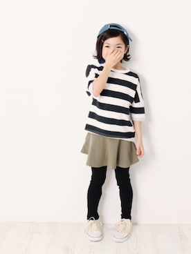 「devirock（デビロック）のアイテム（スカート）」を使った、devirockさん（キッズ・120cm）の春コーディネート