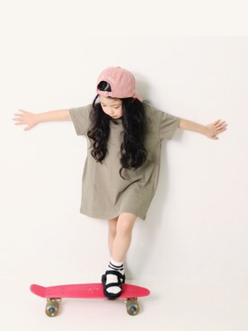 「スケボー」｜「アイテム（ワンピース/ドレス）」を使った、devirockさん（キッズ・110cm）の春コーディネート