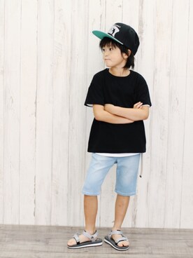「devirock（デビロック）のアイテム（サンダル）」を使った、devirockさん（キッズ・110cm）の夏コーディネート