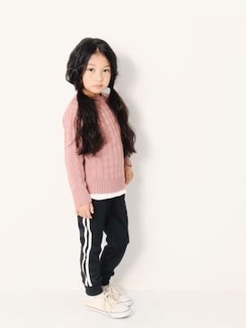 「devirock（デビロック）のアイテム（ニット/セーター）」を使った、devirockさん（キッズ・110cm）の秋コーディネート