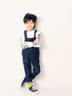「devirock（デビロック）のアイテム（オールインワン・サロペット）」を使った、devirockさん（キッズ・110cm）の冬コーディネート