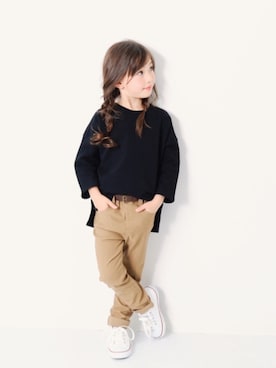 「devirock（デビロック）のアイテム（チノパンツ）」を使った、devirockさん（キッズ・110cm）の春コーディネート