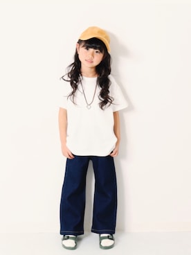 「devirock（デビロック）のアイテム（デニムパンツ）」を使った、devirockさん（キッズ・110cm）の春コーディネート