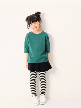「devirock（デビロック）のアイテム（スカート）」を使った、devirockさん（キッズ・120cm）の春コーディネート