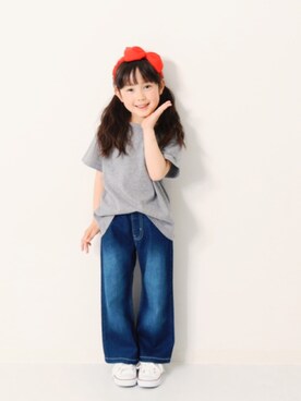 「devirock（デビロック）のアイテム（デニムパンツ）」を使った、devirockさん（キッズ・110cm）の春コーディネート