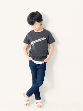 「devirock（デビロック）のアイテム（デニムパンツ）」を使った、devirockさん（キッズ・120cm）の春コーディネート