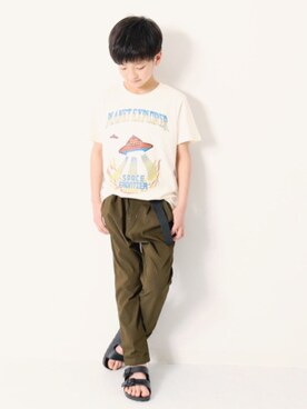 「devirock（デビロック）のアイテム（サンダル）」を使った、devirockさん（キッズ・140cm）の春コーディネート
