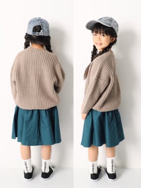 「devirock（デビロック）のアイテム（スカート）」を使った、devirockさん（キッズ・120cm）の冬コーディネート