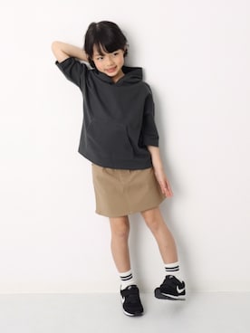 「devirock（デビロック）のアイテム（パーカー）」を使った、devirockさん（キッズ・120cm）の春コーディネート