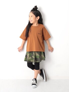 「devirock（デビロック）のアイテム（スカート）」を使った、devirockさん（キッズ・120cm）の春コーディネート