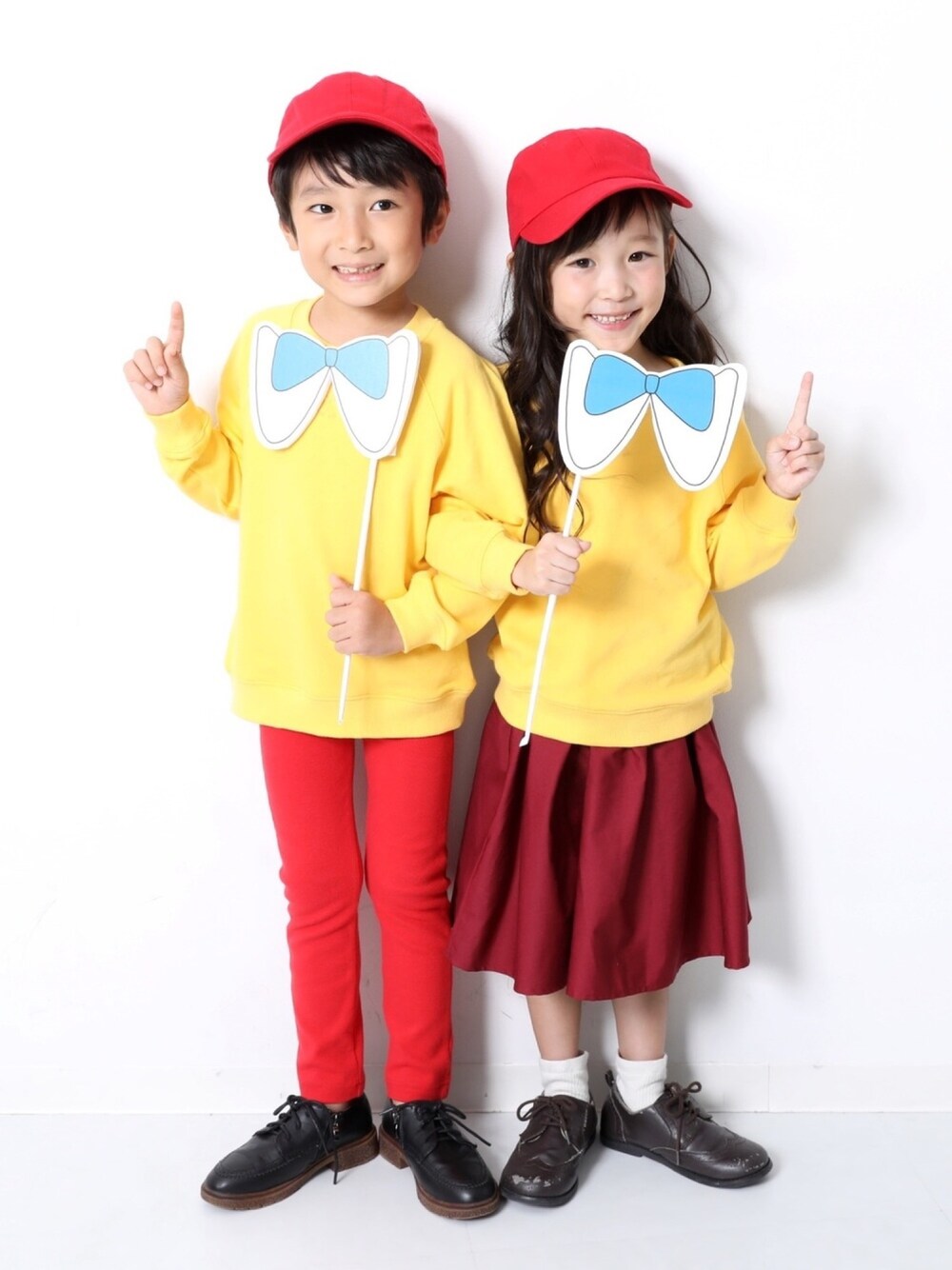 「キッズファッション、ハロウィンコーデ、秋コーデ、ハロウィン、仮装、スウェット、トレーナー、おしゃれさんと繋がりたい、halloween、wearhalloween2019」｜「devirockのスウェットトレーナー（スウェット、イエロー系）」を使った、devirockさん（キッズ・110cm）の秋コーディネートの1枚目の写真