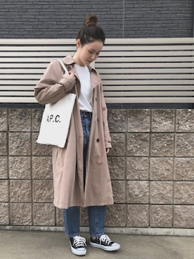 「ハイウエストデニム」｜「アイテム（トレンチコート）」を使った、𝚊 𝚒さん（レディース・162cm）の冬コーディネート