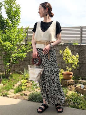 「Aラインスカート」｜「アイテム（ハンドバッグ）」を使った、𝚊 𝚒さん（レディース・162cm）の夏コーディネート