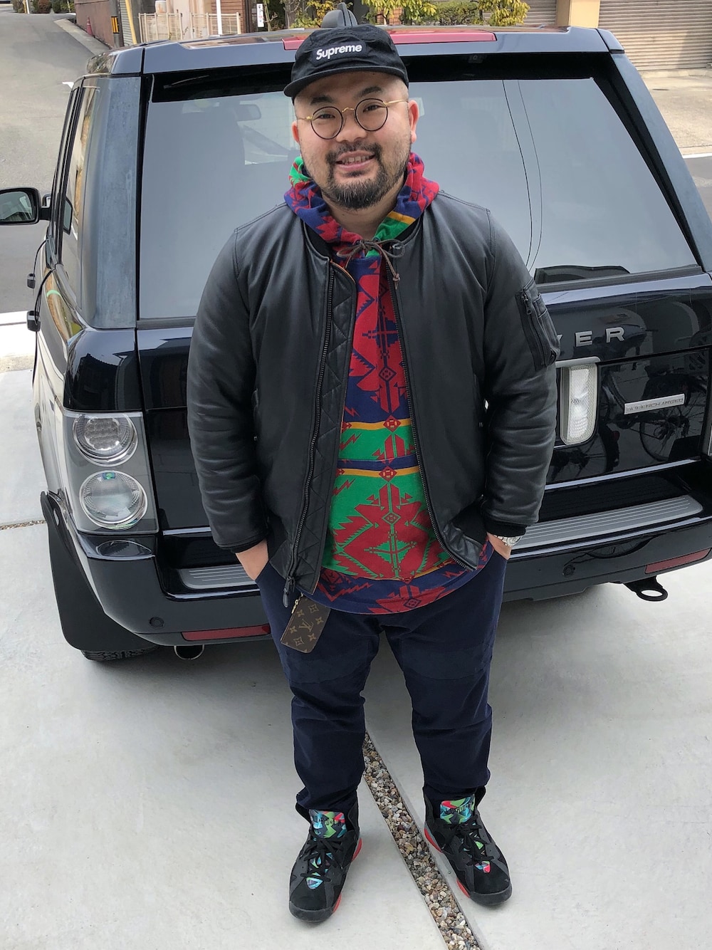 「シンプルコーデ、カジュアルコーデ、ootd、supreme、シュプリーム、ジョーダン、tackma、uniform experiment、レザージャケット」｜「Tackmaのアイテム（パーカー、その他）」を使った、平地大樹 aka ひらっちさん（メンズ・176cm）の春コーディネートの1枚目の写真