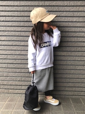「Right-on（ライトオン）のアイテム（スウェット）」を使った、Sachiさん（キッズ・90cm）の春コーディネート