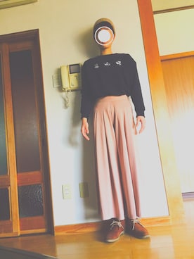 「黒×ピンク」｜「アイテム（帽子）」を使った、⇝︎sayaka.さん（レディース・168cm）の冬コーディネート