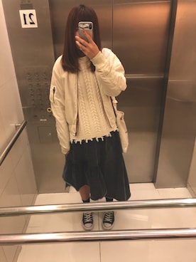 「アイテム（MA-1、ホワイト系）」を使った、crazystarryさん（レディース・165cm）の冬コーディネート