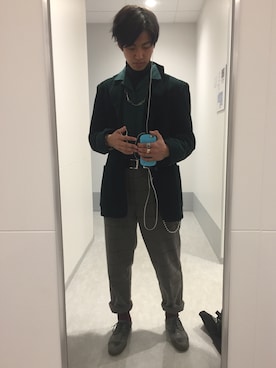 「YSL（ワイエスエル）のアイテム（アクセサリー）」を使った、たぬきちさん（メンズ・172cm）の冬コーディネート