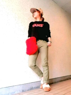 「カーキパンツ」｜Miiaさん（レディース・158cm）の秋コーディネート