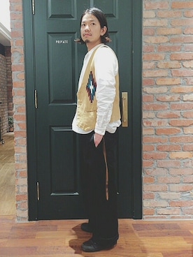 「アイテム（ベスト）」を使った、達冨　祐太さん（メンズ・170cm・30代）の冬コーディネート