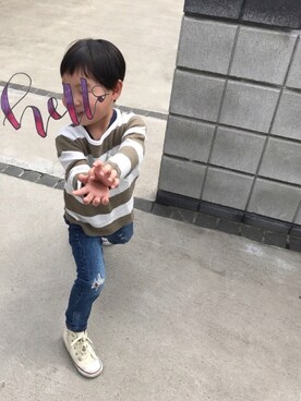 Hinaさんの「【キッズ】カコウデニムスリムパンツ/727013」を使ったコーディネート