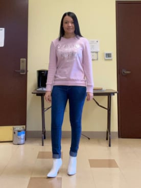 「UNKNOWN.（アンノウン）のアイテム（スウェット）」を使った、Tanita 💜さん（レディース・160cm）の冬コーディネート