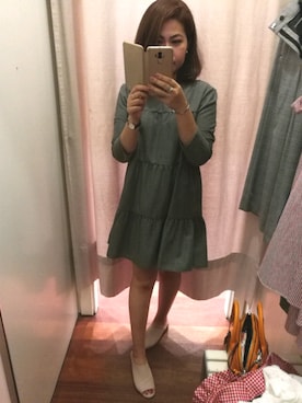 「アイテム（ドレス、ブラウン系）」を使った、c a r m zさん（レディース・165cm）の秋コーディネート