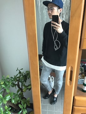 「BASECONTROL（ベースコントロール）のアイテム（スウェット）」を使った、やまさん（メンズ・171cm）の春コーディネート