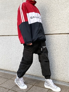 「off white」｜「アイテム（ナイロンジャケット）」を使った、blavknutさん（メンズ・176cm）の冬コーディネート