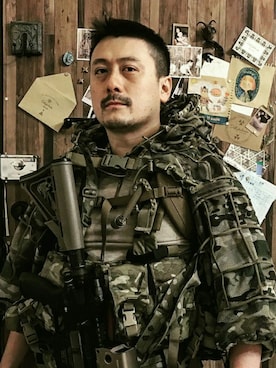 Adonis Realさんのコーディネート