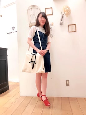 マジェスティックレゴン西宮ガーデンズ店スタッフさん（レディース・164cm）の春コーディネート