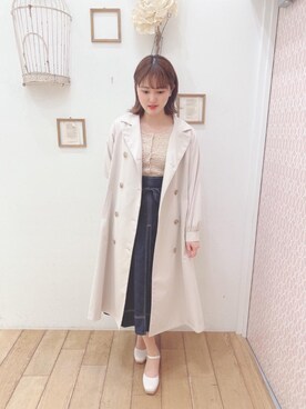 「でにむ」｜「アイテム（トレンチコート）」を使った、マジェスティックレゴン西宮ガーデンズ店スタッフさん（レディース・155cm）の春コーディネート