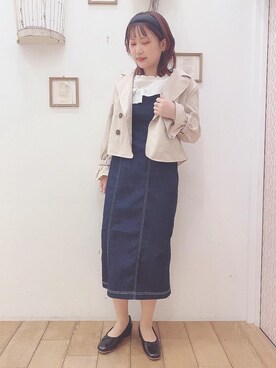 「でにむ」｜「アイテム（トレンチコート）」を使った、マジェスティックレゴン西宮ガーデンズ店スタッフさん（レディース・155cm）の春コーディネート