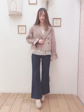 「でにむ」｜「アイテム（トレンチコート）」を使った、マジェスティックレゴン西宮ガーデンズ店スタッフさん（レディース・153cm）の春コーディネート