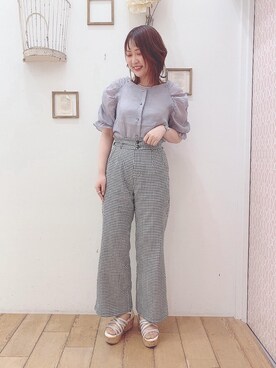 マジェスティックレゴン西宮ガーデンズ店スタッフさん（レディース・155cm）の春コーディネート