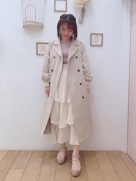 「ティアードスカート」｜「アイテム（トレンチコート）」を使った、マジェスティックレゴン西宮ガーデンズ店スタッフさん（レディース・155cm）の春コーディネート