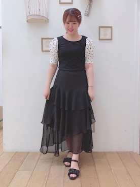 「MAJESTIC LEGON（マジェスティックレゴン）のくしゅくしゅスリーブトップス（Tシャツ/カットソー）」を使った、マジェスティックレゴン西宮ガーデンズ店スタッフさん（レディース・155cm）の夏コーディネート