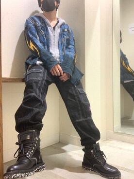 デニムジャケットを使った 冬コーデ の人気ファッションコーディネート 髪型 モヒカン Wear