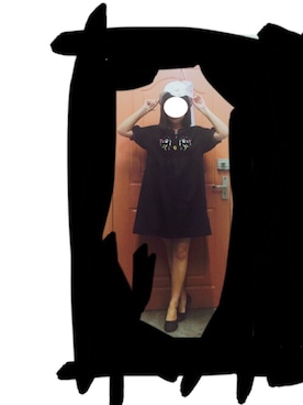 「Candy Stripper（キャンディストリッパー）のJOYFULL PEPE TUNIC ONE-PIECE（ワンピース、ブラック系）」を使った、滚滚さん（レディース・162cm）の夏コーディネート