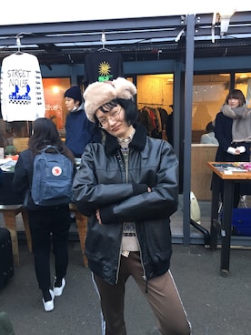 「古着のアイテム（ブルゾン、ブラック系）」を使った、猫村ひろみさん（レディース）の冬コーディネート