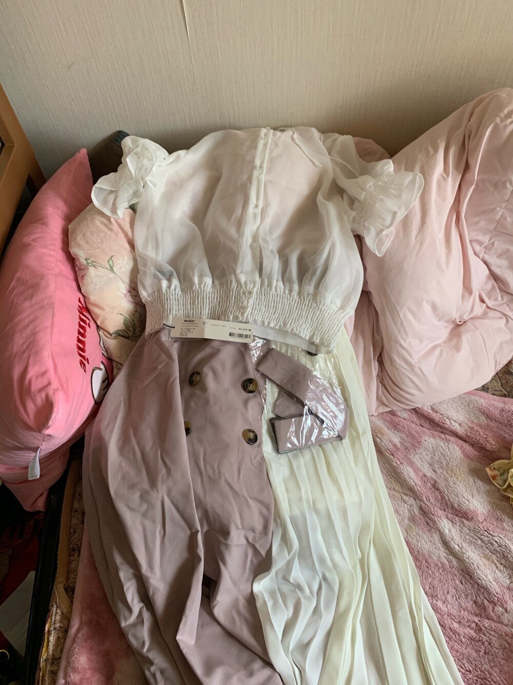 「Heatherのシフォンヨウリュウハイネックブラウス　834076（シャツ/ブラウス、ホワイト系）」を使った、ちささん（レディース・157cm）の春コーディネートの1枚目の写真