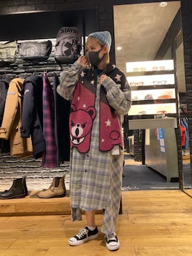 「ニットキャップ」｜「アイテム（シャツワンピース）」を使った、Yukaさん（レディース・155cm）の秋コーディネート